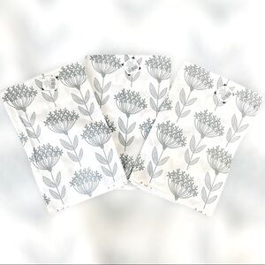 NWT Trio Set of 100% Cotton Towels